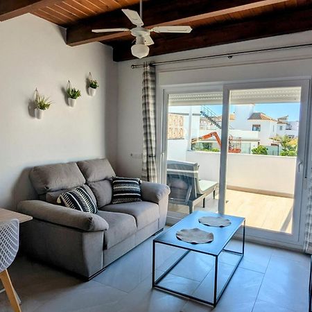 Conil Terraza Apartamentos コニル・デ・ラ・フロンテラ エクステリア 写真