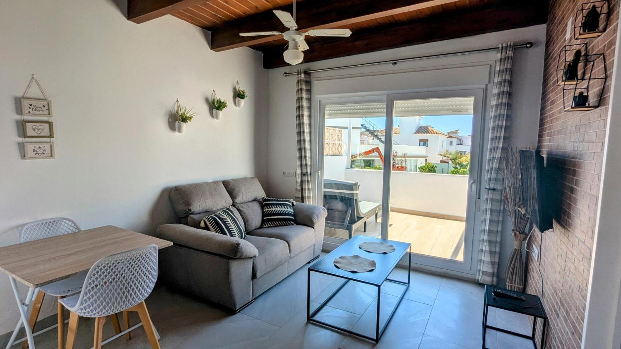 Conil Terraza Apartamentos コニル・デ・ラ・フロンテラ エクステリア 写真